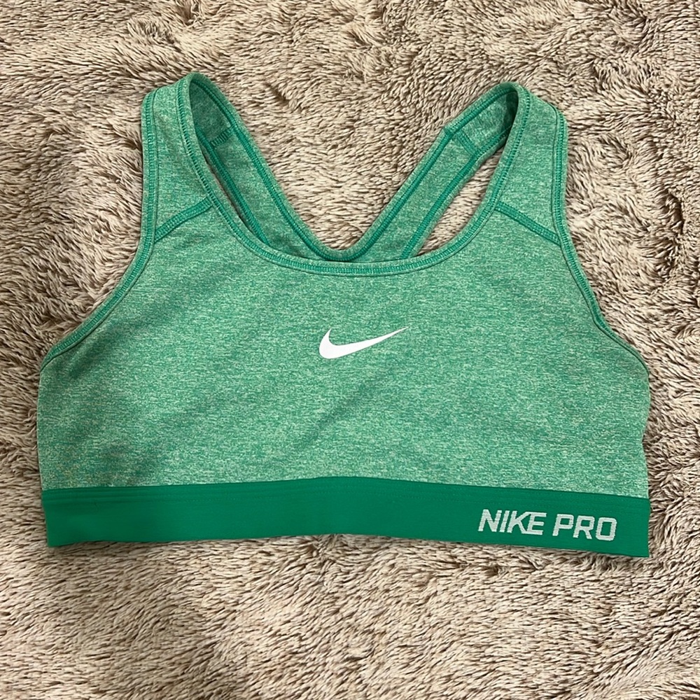 Nike Pro Sports Bra